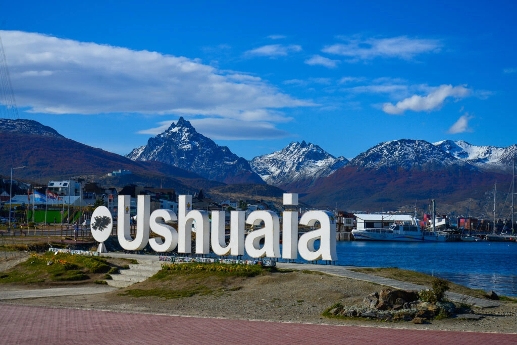 DE RÍO GALLEGOS A USHUAIA - CRUZANDO EL ESTRECHO Y LOS 4 PASOS FRONTERIZOS AL FIN DEL MUNDO